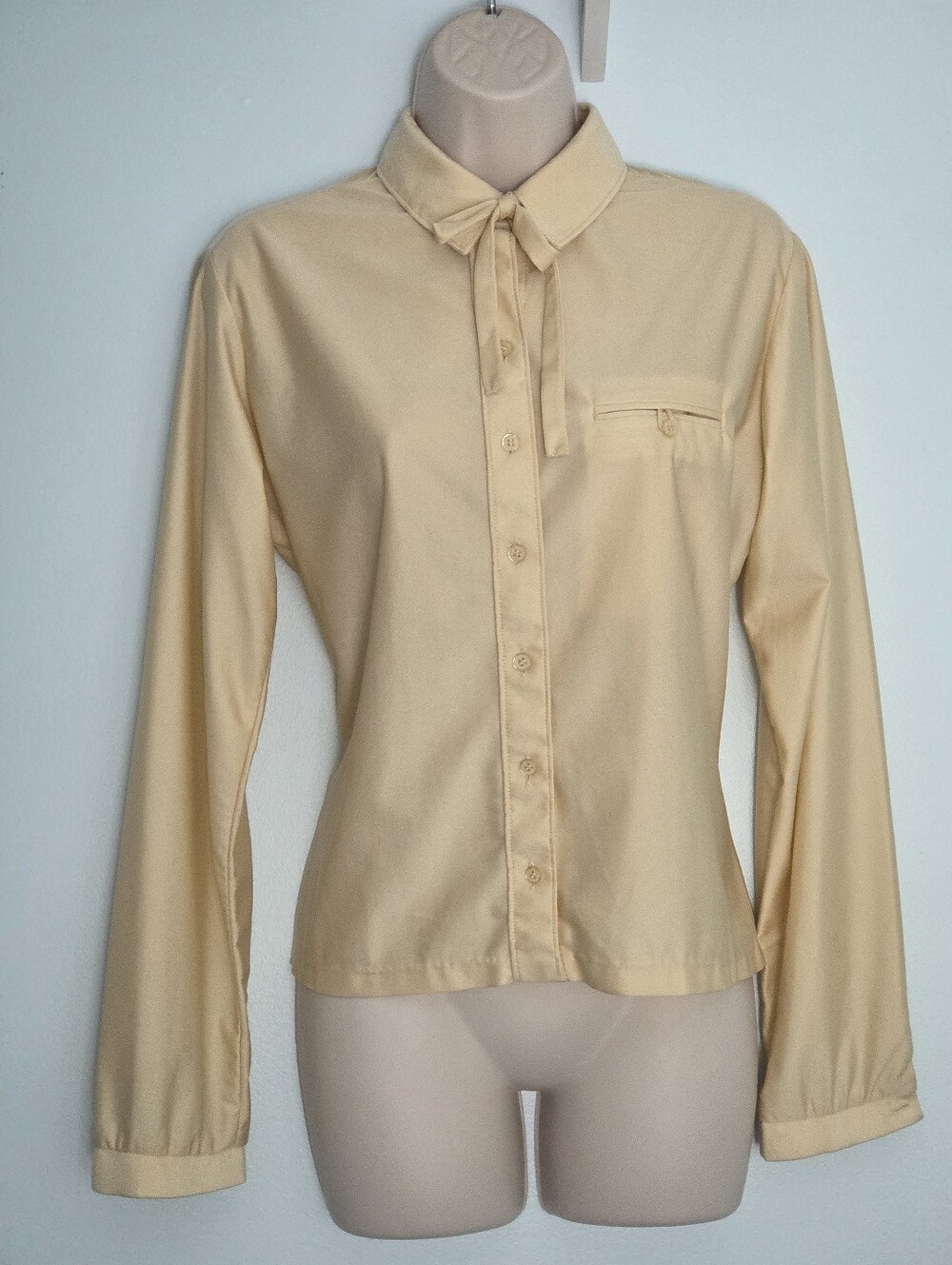 Vtg It's Gailord Quiana Creamy Gold Button Front Blouse